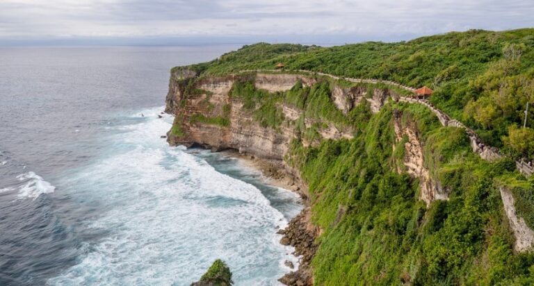 Pulau uluwatu