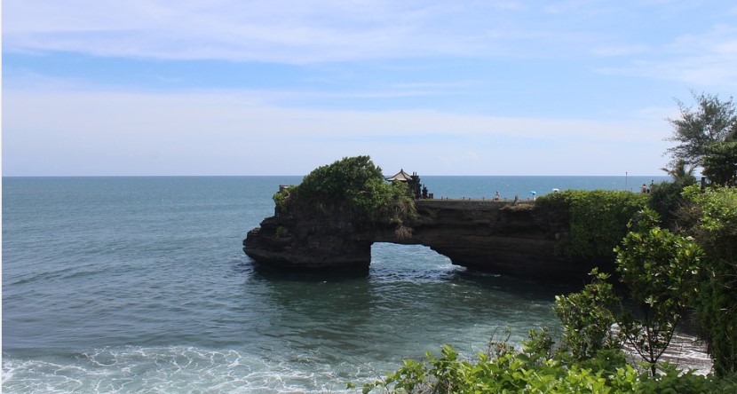 pulau uluwatu
