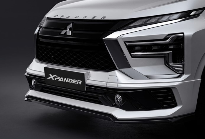 mobil mitsubishi xpander sport