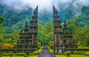 paket wisata bali 4 hari 3 malam termasuk tiket pesawat