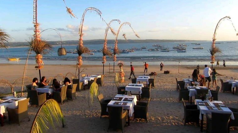 Bawang Merah Beachfront Jimbaran