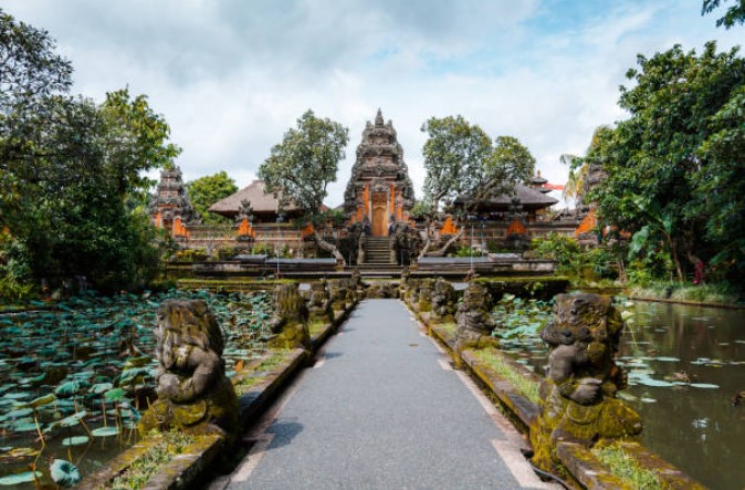 pura taman saraswati