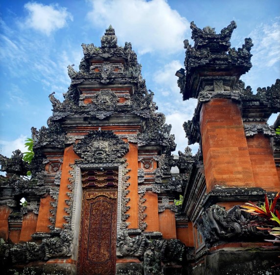 arsitektur Pura Taman Saraswati Ubud