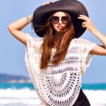 Mix and Match Outfit yang Cocok untuk ke Pantai