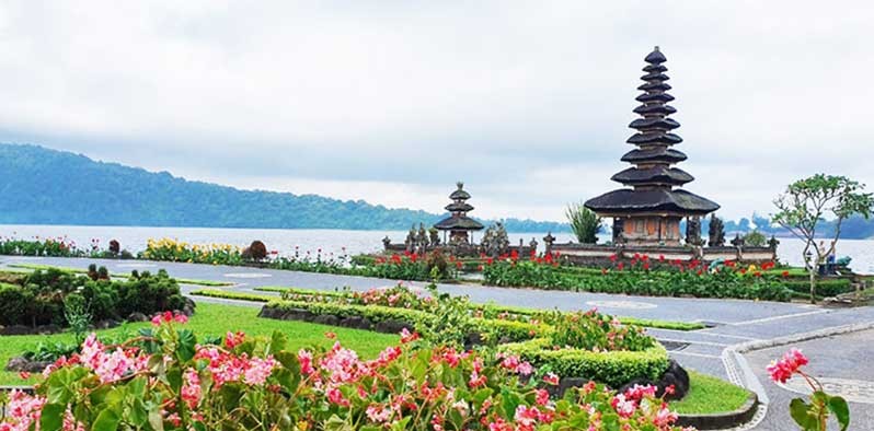 pura ulun danu beratan
