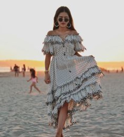 outfit ruffle dress