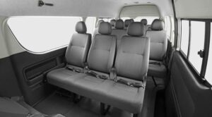 Hiace Premio berapa seat dan fitur