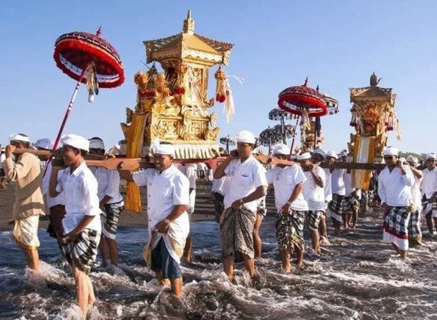 nama upacara adat bali