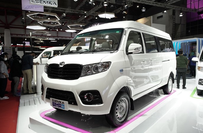 apa nama mobil buatan indonesia