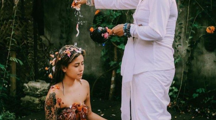 melukat adalah