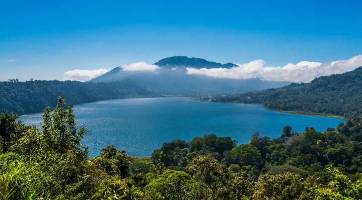 Danau kembar bali