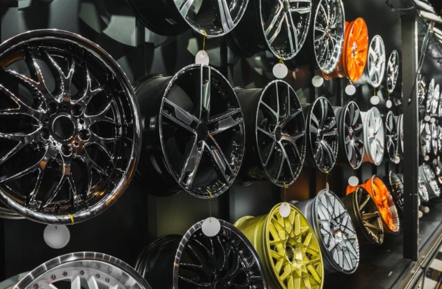 Warna Velg Mobil Hitam