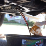 berapa km ganti oli transmisi mobil manual
