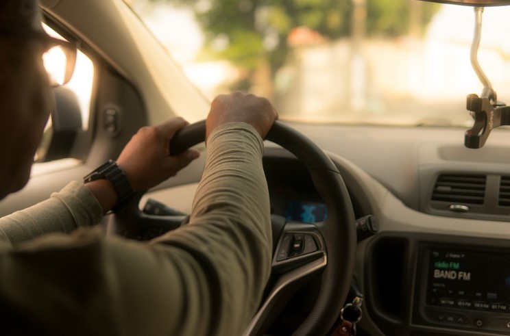 handling mobil adalah