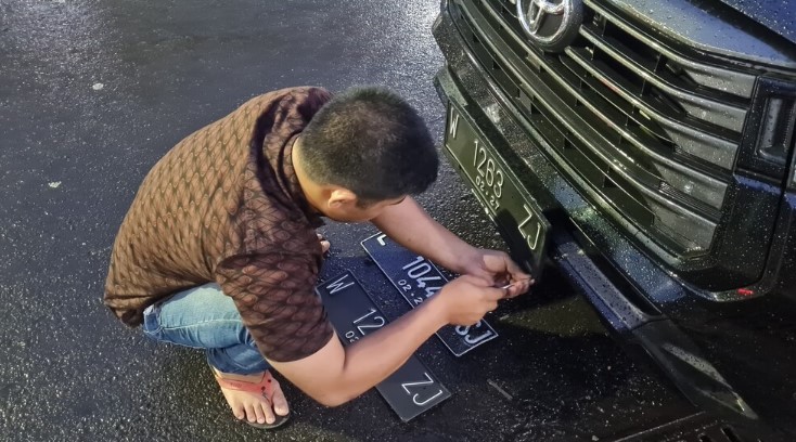kode plat nomor kendaraan seluruh indonesia