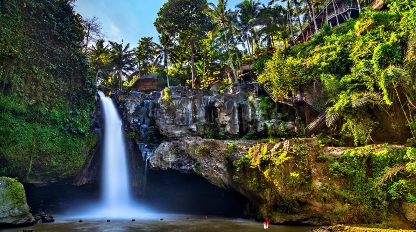 Tegenungan Waterfall
