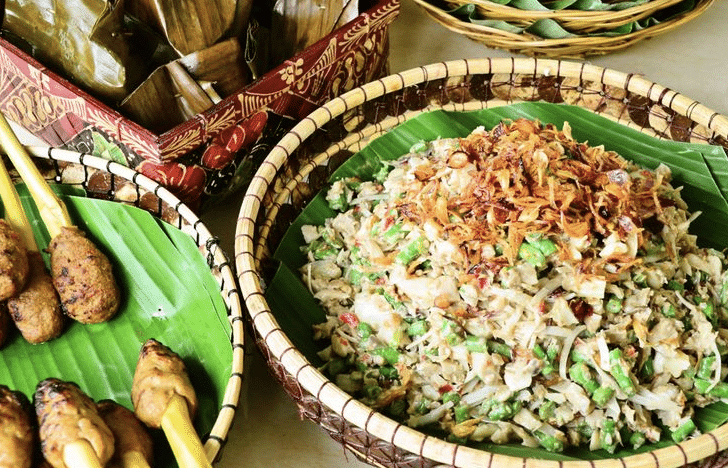 nasi lawar bali