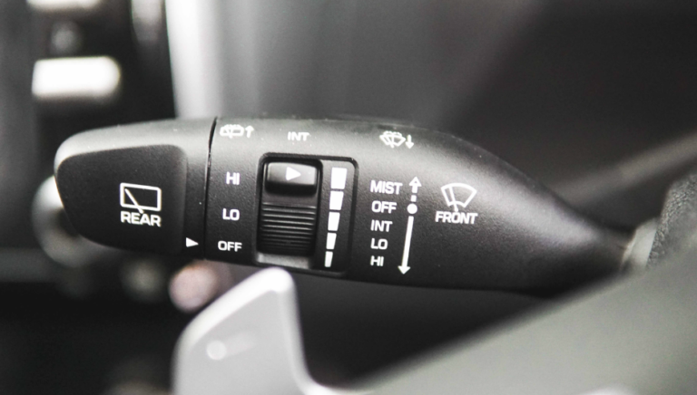 cara mematikan wiper mobil