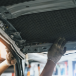 cara pasang peredam mobil sendiri
