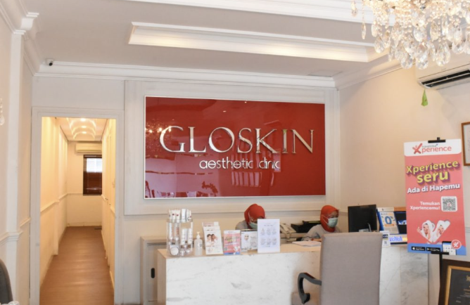 gloskin aesthetic