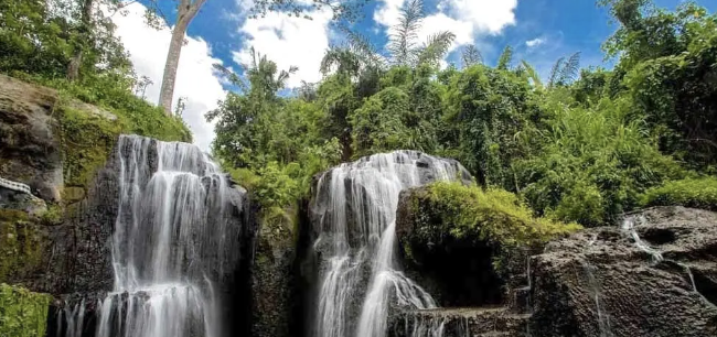taman beji griya waterfall foto