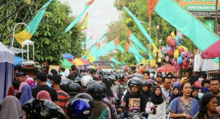 arti ngabuburit dalam bahasa indonesia
