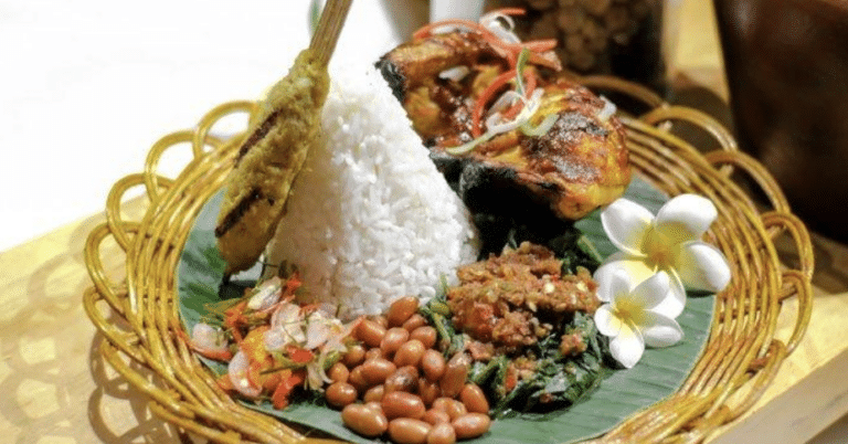 tempat makan halal di bali