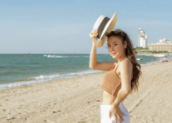 ootd ke pantai
