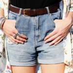 outfit ke pantai celana pendek