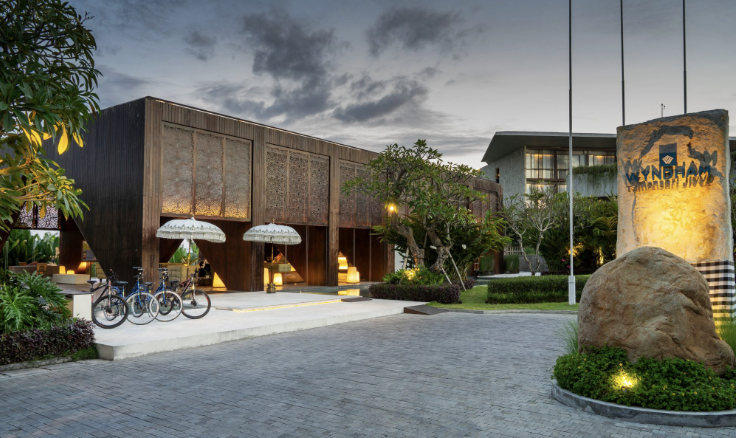 wyndham tamansari jivva resort Bali