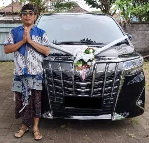 Pilihan Sewa Mobil Mewah di Bali untuk Liburan Bulan Madu yang Romantis Bersama Pasangan 2 image 14