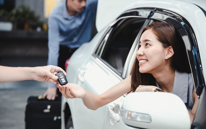 sewa mobil lepas kunci