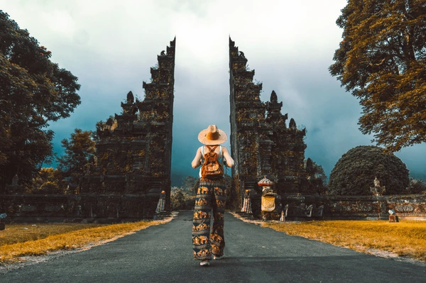 Cara Sewa Mobil Murah di Bali untuk Backpacker dengan Mudah 1 backpacker bali