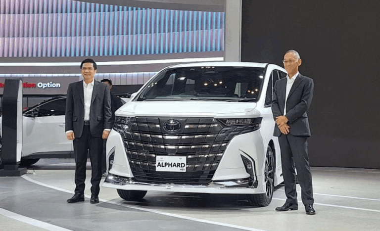 kelebihan sewa alphard untuk acara resmi