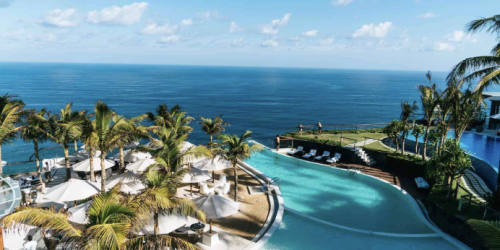 hotel di nusa dua bali dengan private beach