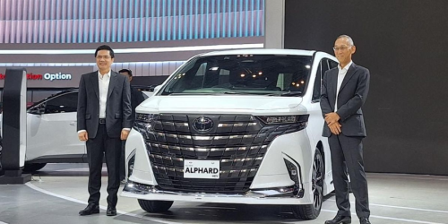 kelebihan sewa alphard untuk acara resmi