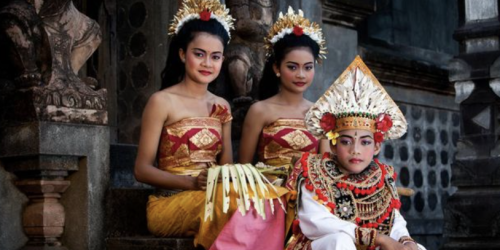 keunikan baju adat bali