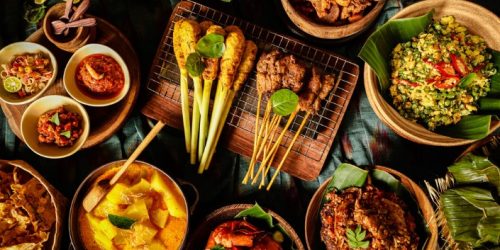 makanan khas bali yang terkenal adalah