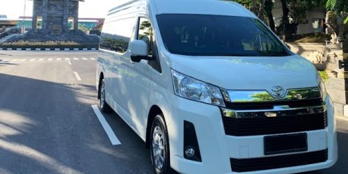 tempat duduk mobil hiace