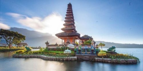 sejarah pura ulun danu beratan