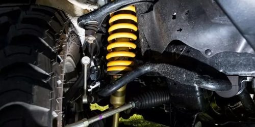 salah satu penyebab suspensi depan terasa keras adalah