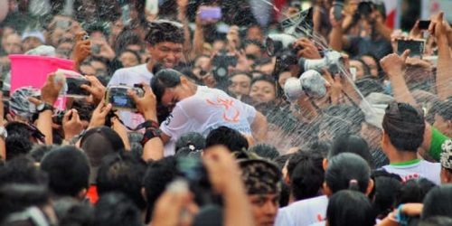 omed omedan berasal dari Bali
